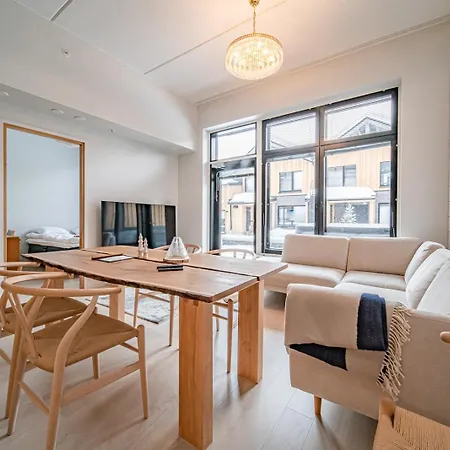 Diamonds Luxury Private Jacuzzi & Ski-in&out Huoneisto *